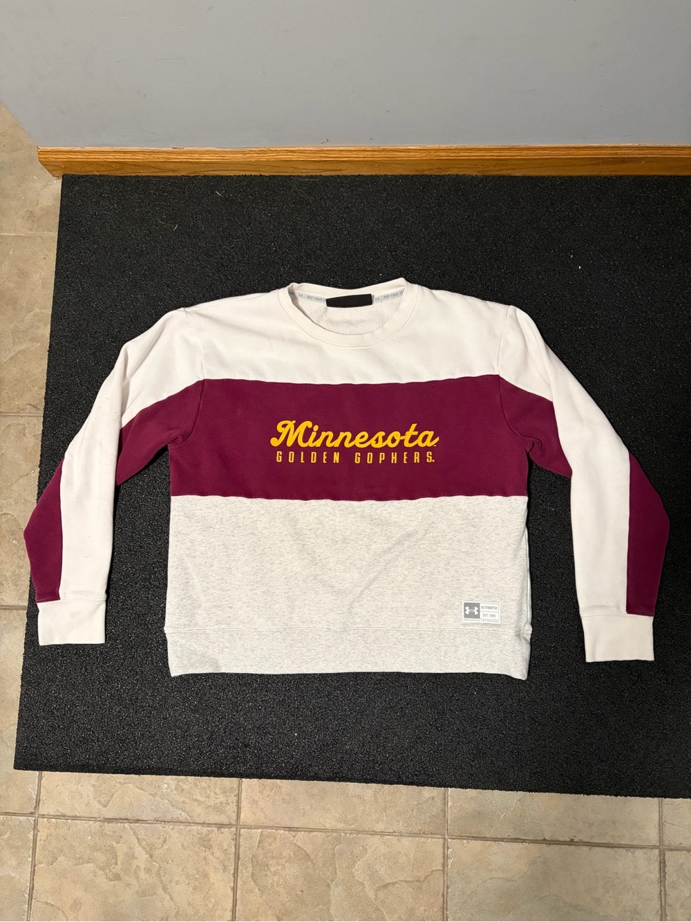 Under Armour Minnesota Golden Gophers Maroon White Crewneck